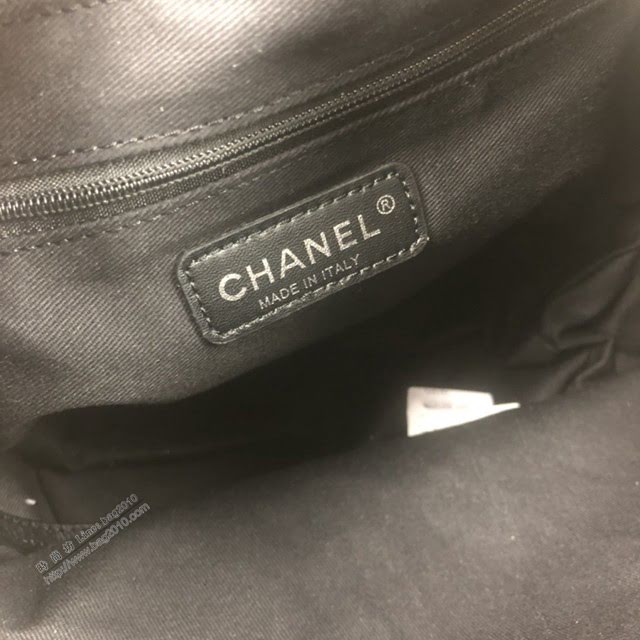 Chanel女包 57536 Chanel2020Ss新版抽繩包 Chanel春夏新品珍珠肩背包  djc4050